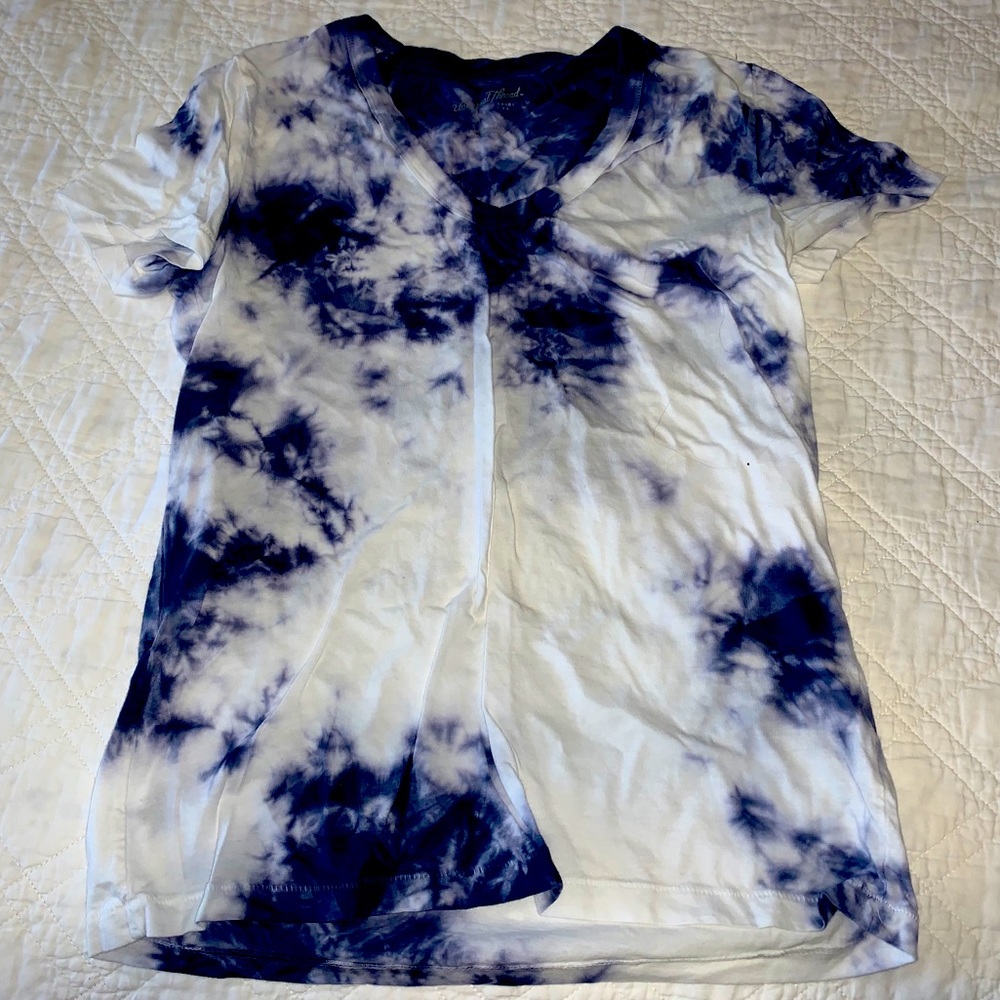 V neck t shirt